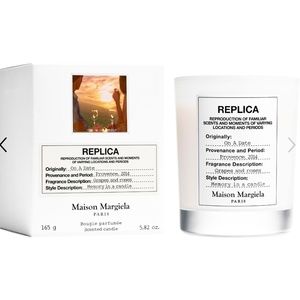 Maison Margiela ’REPLICA’ On a Date Scented Candle